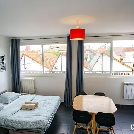 Parking Rue Gratuit - 20 Pour Cent Sur Escale-Marne,Fr - De 1 A 10 Personnes - Vue Panoramique, Lave Linge, 10Mn Metro 8, Rer A - Garde A Bagage Gratuite 24-7 - 2Eme Etage Appartement Maisons-Alfort Kamer foto