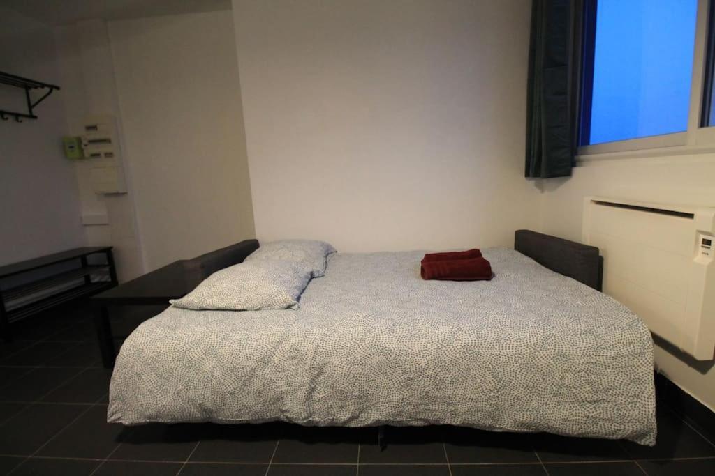 Escale-marne Fr - 202 - Free Parking - Free Luggage Storage - Equipped - Linen Included - Washing Machine - 10mn Walk Metro 8 - Rer A - Panoramic View - From 1 To 14 Guests *