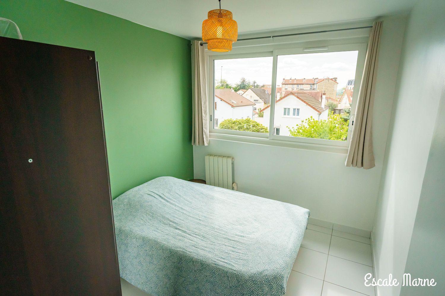 Parking Rue Gratuit - 20 Pour Cent Sur Escale-marne,fr - De 1 A 10 Personnes - Vue Panoramique, Lave Linge, 10mn Metro 8, Rer A - Garde A Bagage Gratuite 24-7 - 2eme Etage