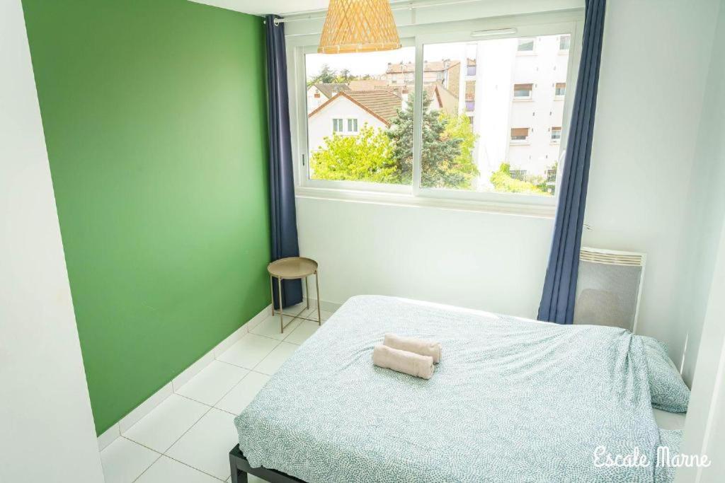 Apartment Escale-marne Fr - 202 - Free Parking - Free Luggage Storage - Equipped - Linen Included - Washing Machine - 10mn Walk Metro 8 - Rer A - Panoramic View - From 1 To 14 Guests Maisons-Alfort