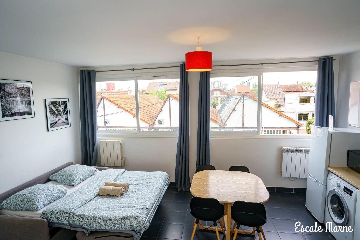 Escale-marne Fr - 202 - Free Parking - Free Luggage Storage - Equipped - Linen Included - Washing Machine - 10mn Walk Metro 8 - Rer A - Panoramic View - From 1 To 14 Guests *