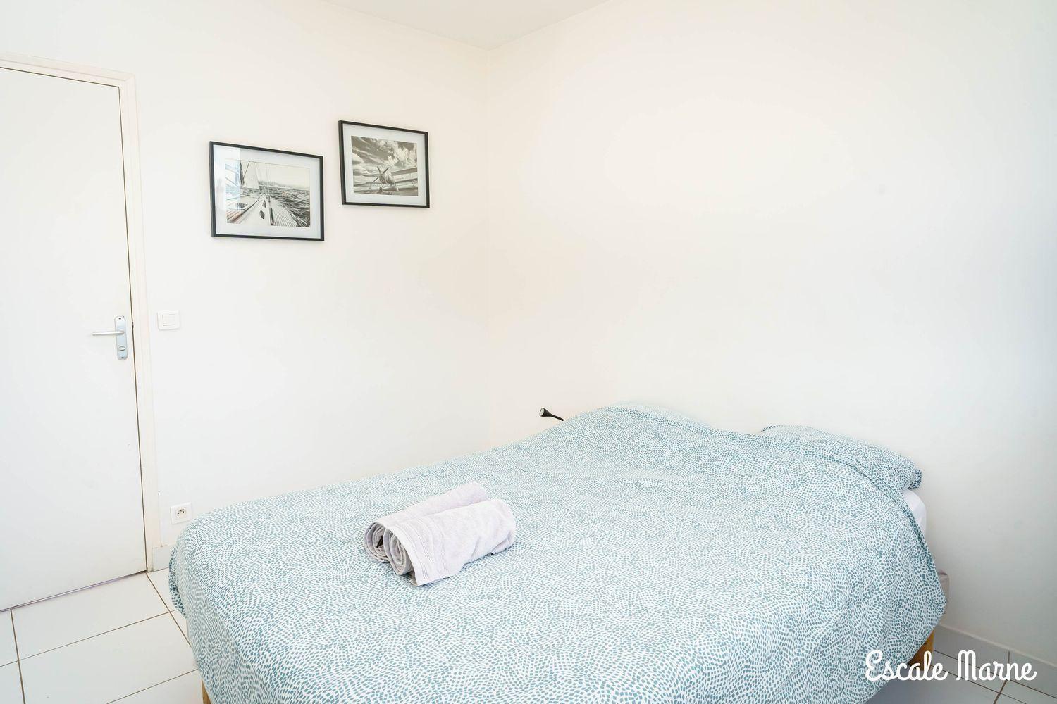 Escale-marne Fr - 202 - Free Parking - Free Luggage Storage - Equipped - Linen Included - Washing Machine - 10mn Walk Metro 8 - Rer A - Panoramic View - From 1 To 14 Guests Maisons-Alfort