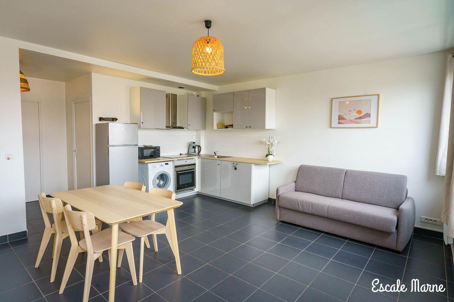 Escale-marne Fr - 202 - Free Parking - Free Luggage Storage - Equipped - Linen Included - Washing Machine - 10mn Walk Metro 8 - Rer A - Panoramic View - From 1 To 14 Guests Apartment *